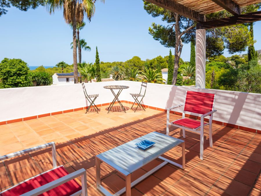 Villa Freya in Cap Martí, Jávea met zee- en Montgó-uitzicht