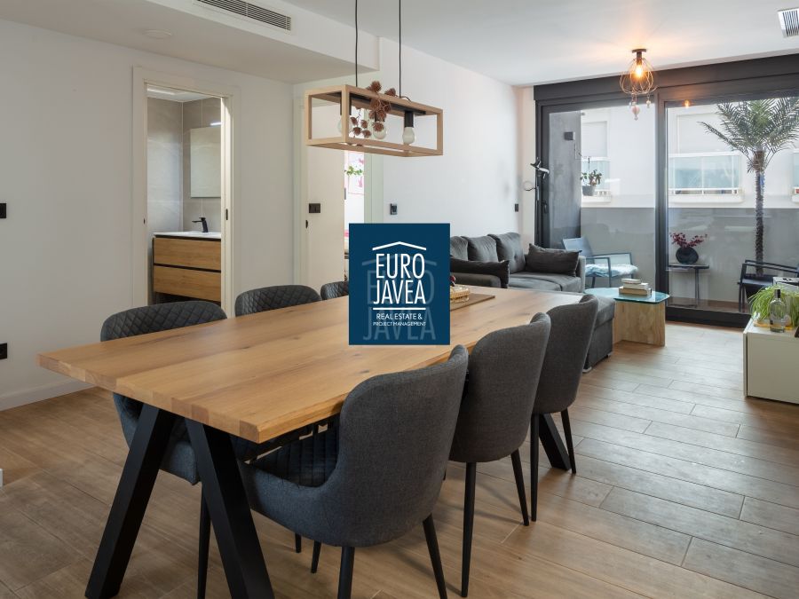 Exclusive modern apartment in the center of Jávea town