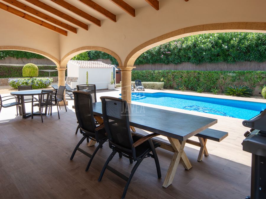 Exclusiva Villa Maris con vistas panormicas al Montgó