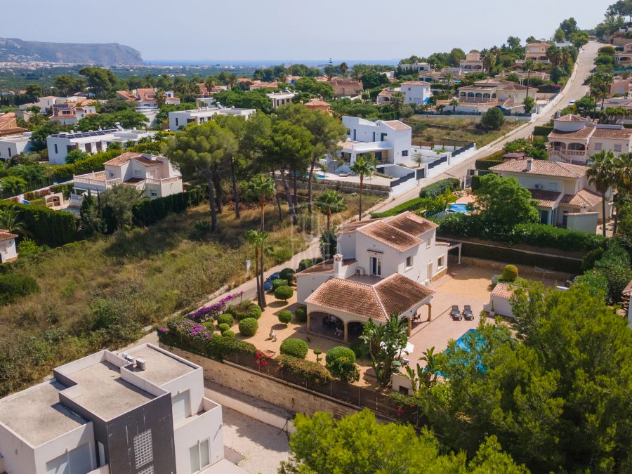 Exclusiva Villa Maris con vistas panormicas al Montgó