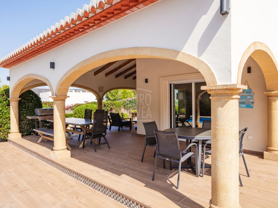 Exclusiva Villa Maris con vistas panormicas al Montgó