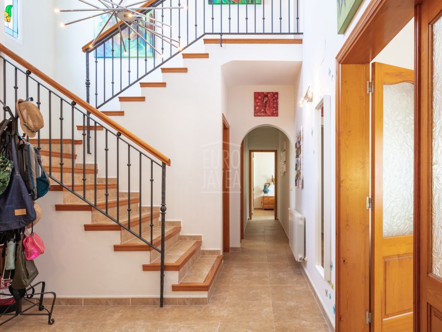 Exclusiva Villa Maris con vistas panormicas al Montgó