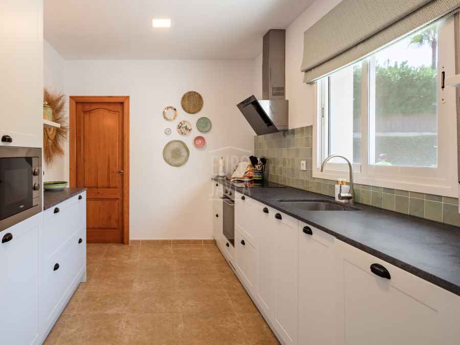 Exclusiva Villa Maris con vistas panormicas al Montgó