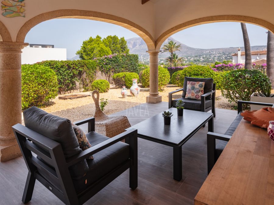 Exclusiva Villa Maris con vistas panormicas al Montgó