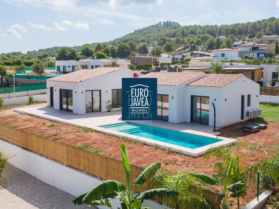 Moderna Villa Zoi con vistas al Montgó en la tranquila zona de Piver, Jávea