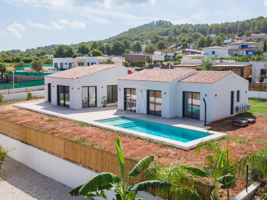 Moderna Villa Zoi con vistas al Montgó en la tranquila zona de Piver, Jávea