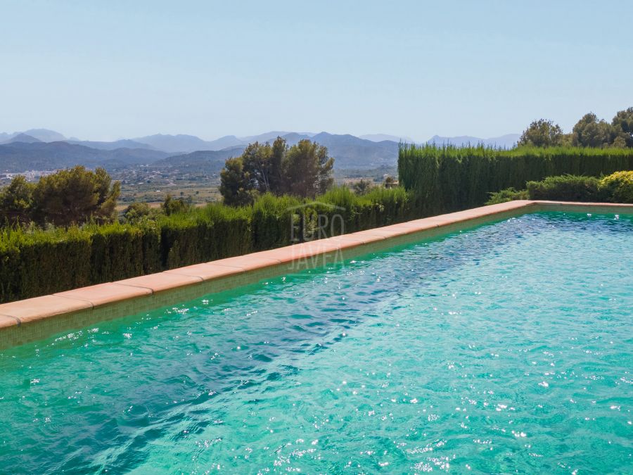 Villa Armonía – Elegance, Luxury and Panoramic Views in Montgó