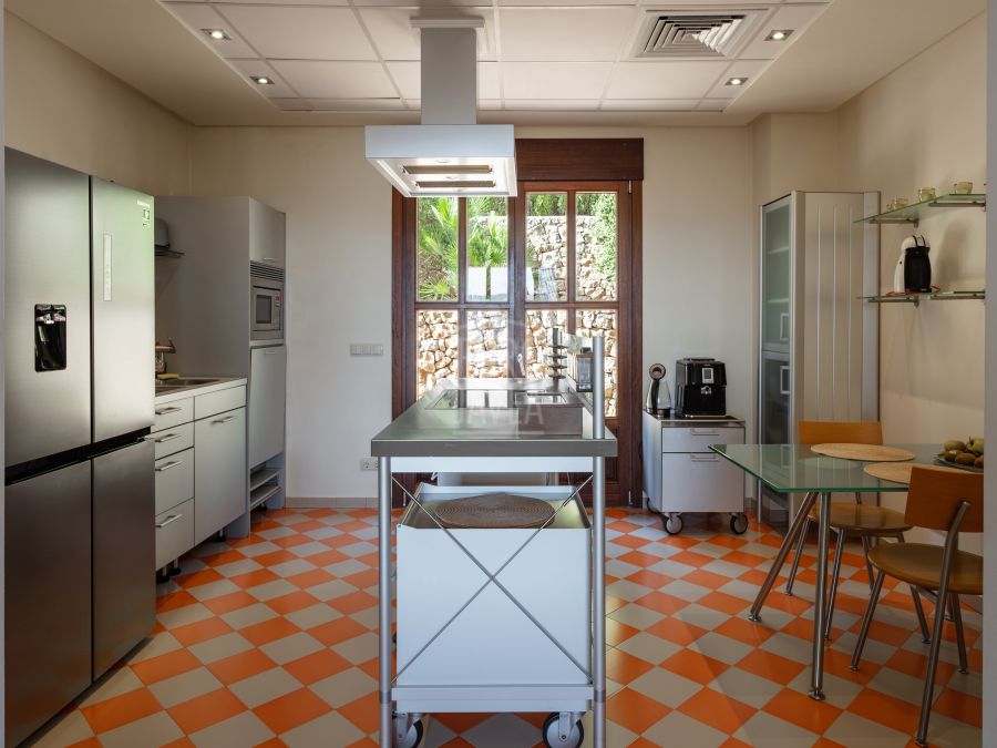 Villa Armonía – Elegance, Luxury and Panoramic Views in Montgó