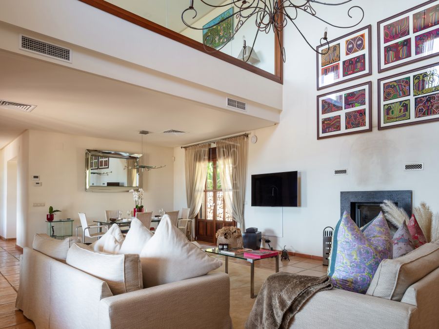 Villa Armonía – Elegance, Luxury and Panoramic Views in Montgó