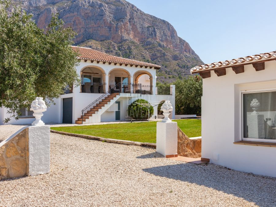 Villa in Montgó