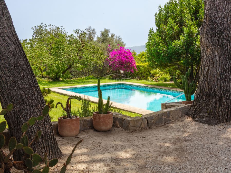 En exclusiva Finca Banyan en Jávea, a los pies del Montgó