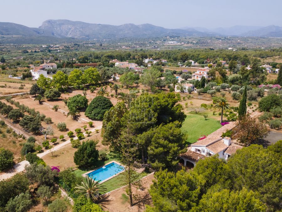 En exclusiva Finca Banyan en Jávea, a los pies del Montgó