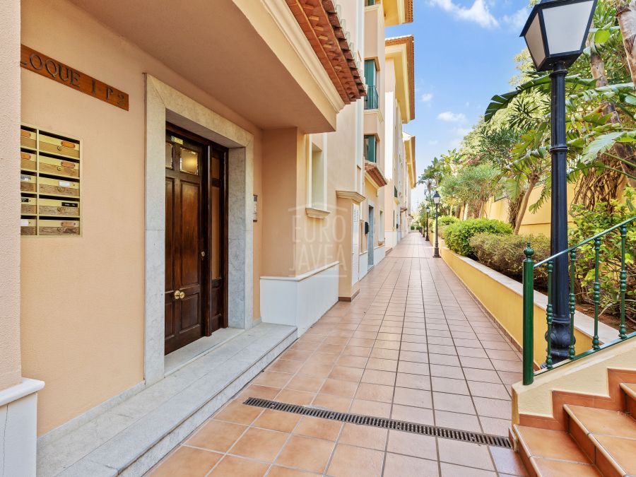 Encantador apartamento en el Puerto de Jávea, cerca del mar