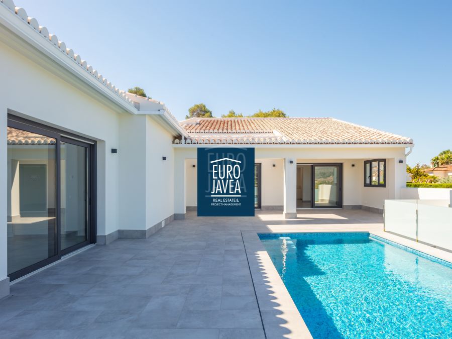 Villa Paros de plain-pied en construction avec vue dégagée sur le Montgó