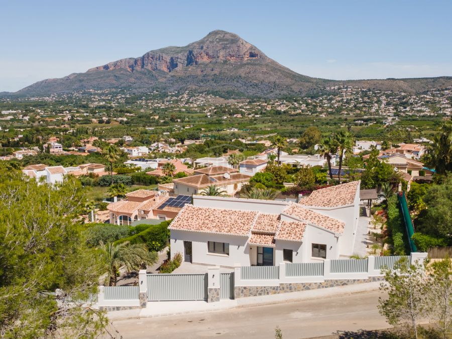 Villa Paros de plain-pied en construction avec vue dégagée sur le Montgó
