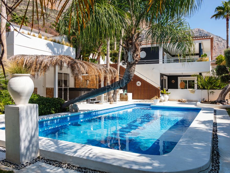 Coconut Lodge Villa am Montgó mit Südausrichtung und Panoramablick