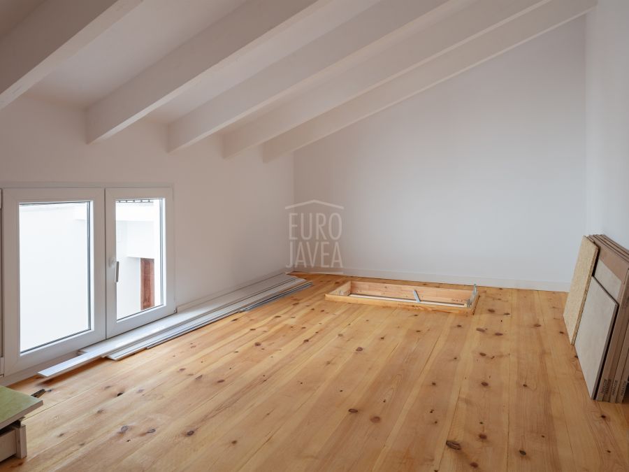 An elegant, newly renovated property in the heart of Jávea’s old town