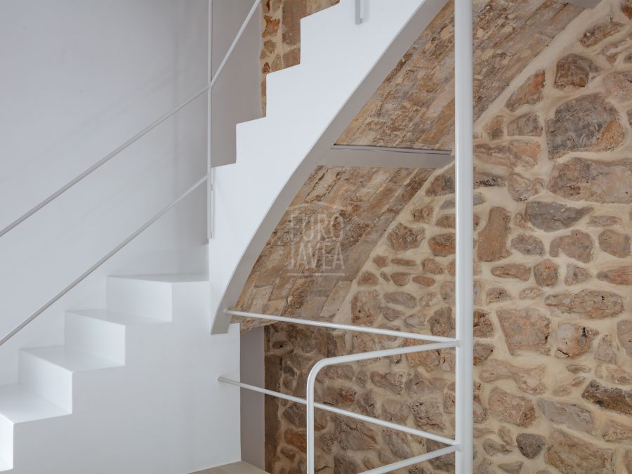 An elegant, newly renovated property in the heart of Jávea’s old town