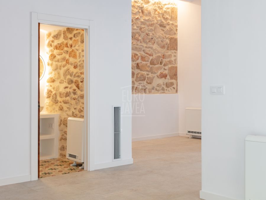 An elegant, newly renovated property in the heart of Jávea’s old town