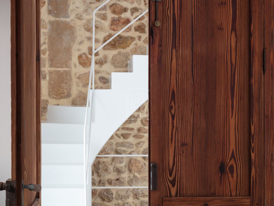 An elegant, newly renovated property in the heart of Jávea’s old town