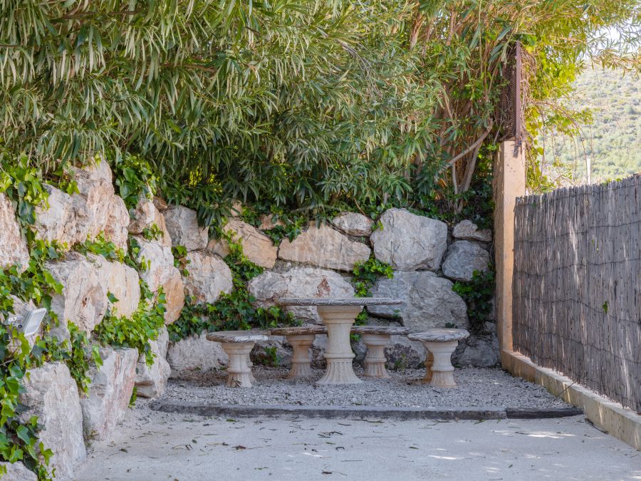 Exclusive sunny, move-in ready villa Silva in Jávea with stunning Montgó views