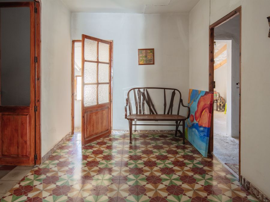 Charming village house for renovation in Jávea’s old town