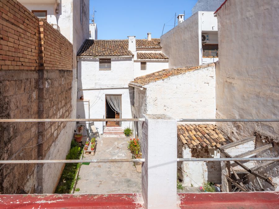 Charming village house for renovation in Jávea’s old town