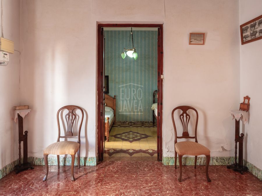 Charming village house for renovation in Jávea’s old town