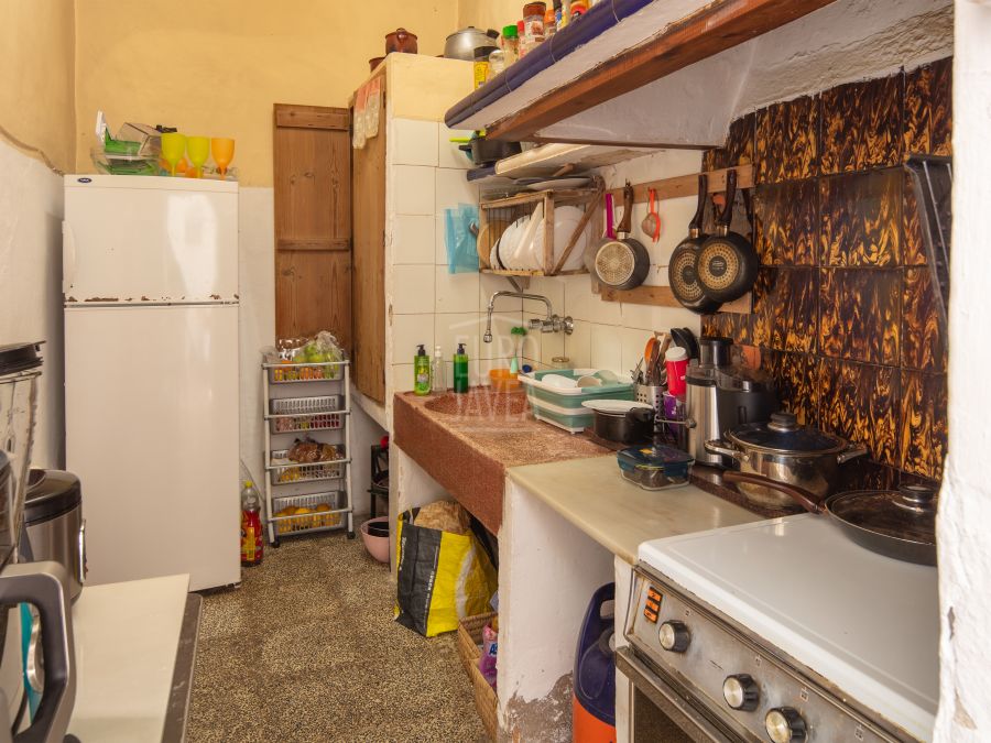 Charming village house for renovation in Jávea’s old town