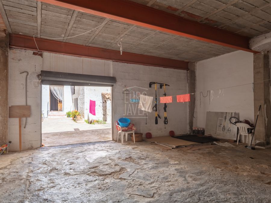 Charming village house for renovation in Jávea’s old town