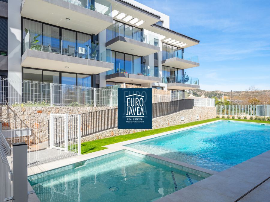 New-Build Ground Floor Apartment with large south facing terrace in the Port of Jávea