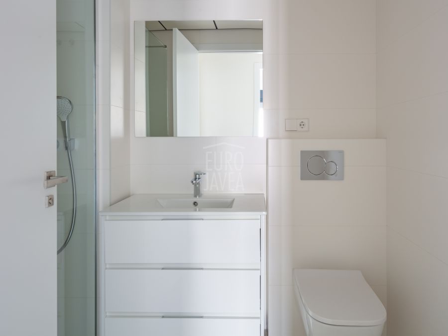 New-Build Ground Floor Apartment with large south facing terrace in the Port of Jávea