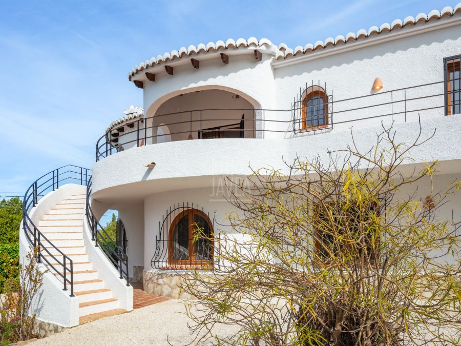 Villa Isabella, Exclusive Recently Renovated Mediterranean Villa with Panoramic Views in Cap Martí, Jávea