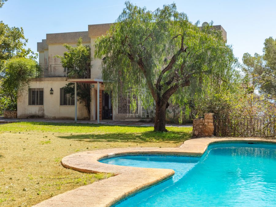 Villa in Cuesta San Antonio