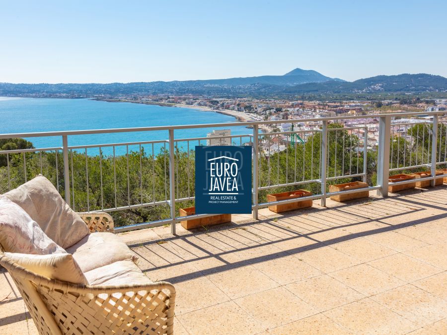 Villa in Cuesta San Antonio