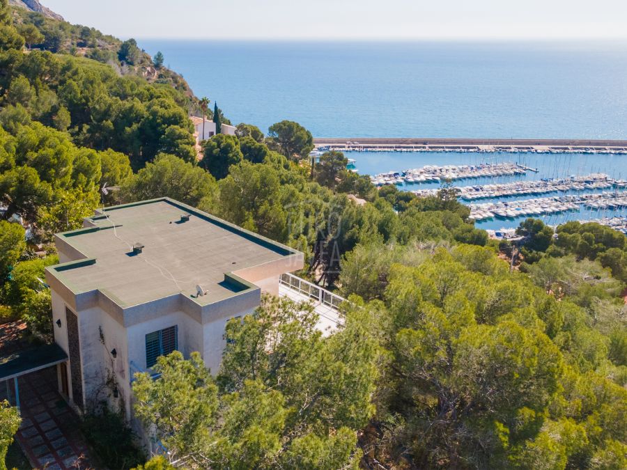 Villa in Cuesta San Antonio