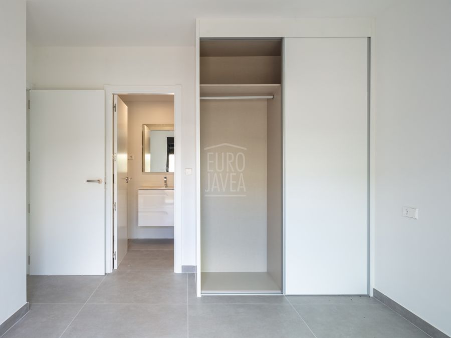 Appartement neuf en rez-de-chaussée avec grand espace extérieur à Arenal, Jávea