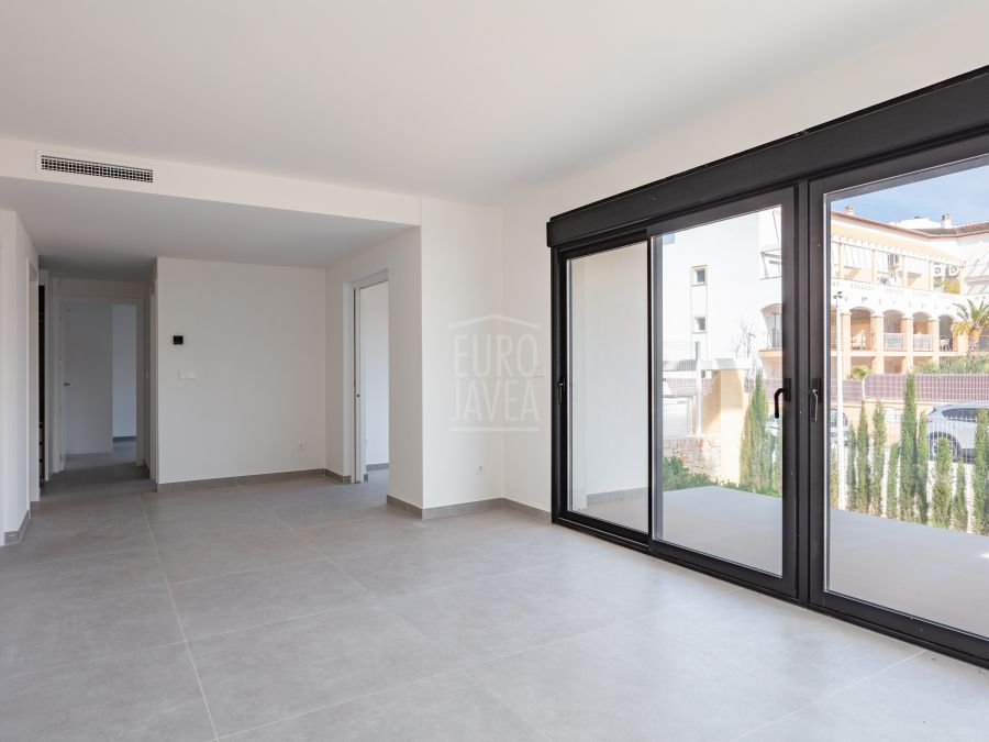 Appartement neuf en rez-de-chaussée avec grand espace extérieur à Arenal, Jávea