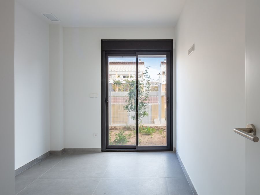 Appartement neuf en rez-de-chaussée avec grand espace extérieur à Arenal, Jávea