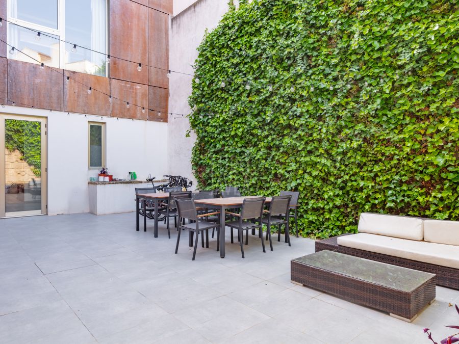 Charming hostel in Jávea’s old town with chill-out terrace