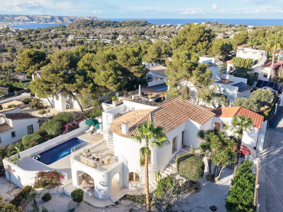 Villa Eterna, Une vie de luxe avec des vues panoramiques sur le Montgó