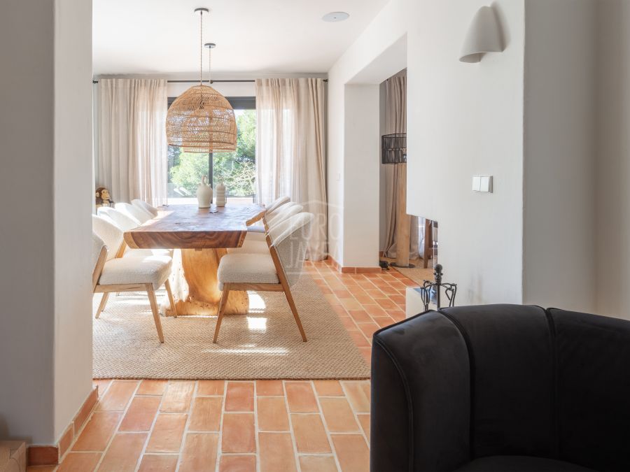 Ca La Vida, a Mediterranean luxury villa exclusively for sale in Balcón al Mar