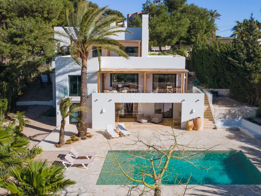 Ca La Vida, a Mediterranean luxury villa exclusively for sale in Balcón al Mar