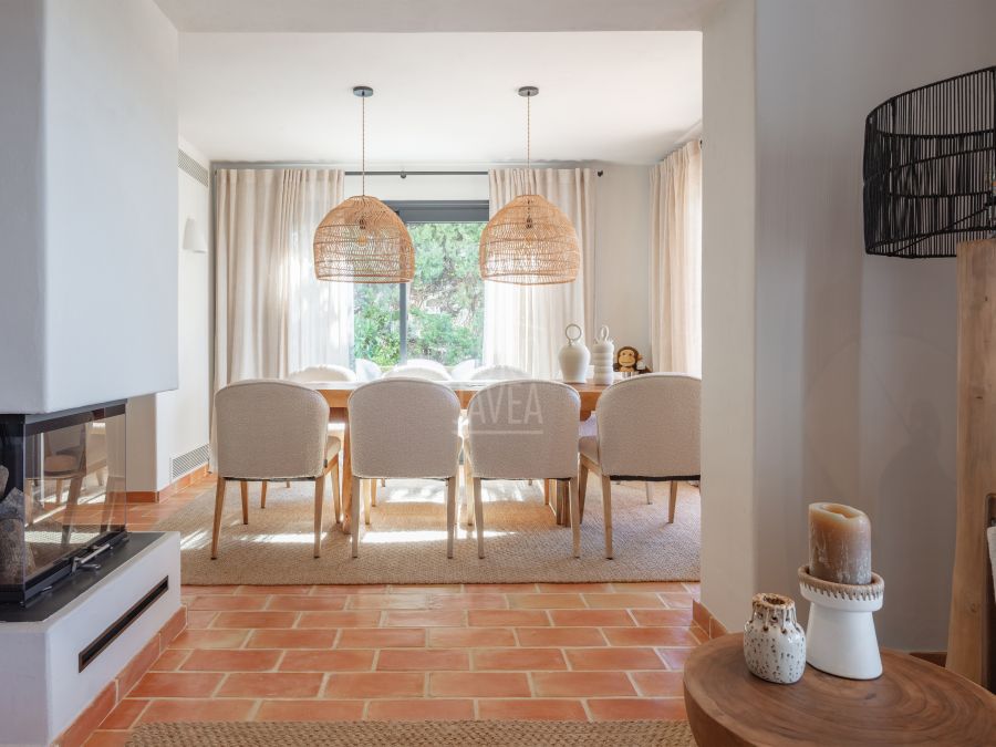 Ca La Vida, a Mediterranean luxury villa exclusively for sale in Balcón al Mar