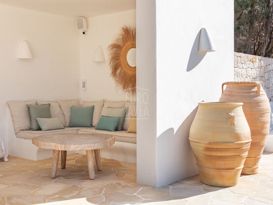 Ca La Vida, a Mediterranean luxury villa exclusively for sale in Balcón al Mar