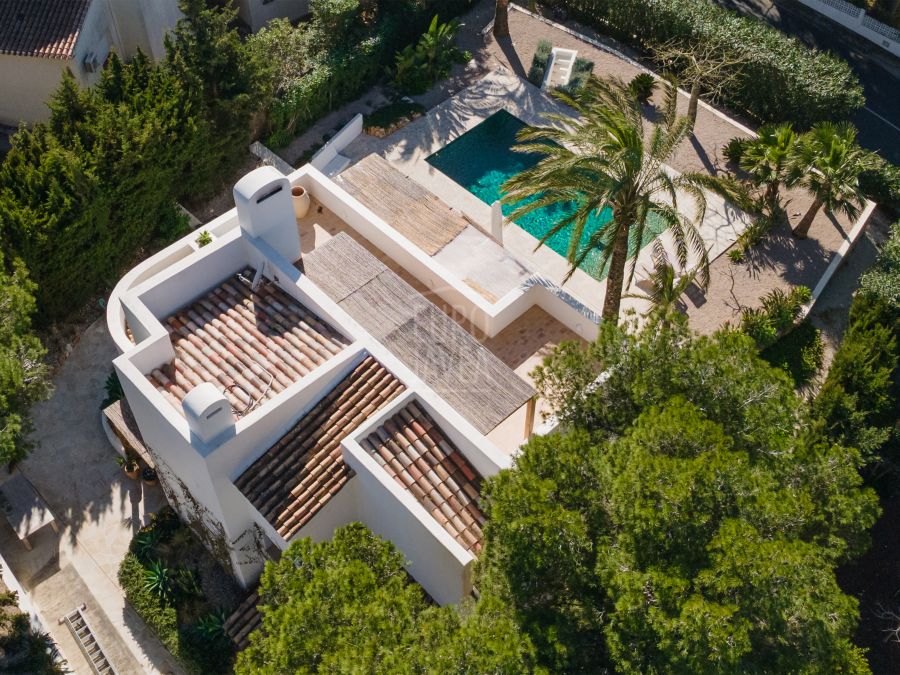 Ca La Vida, a Mediterranean luxury villa exclusively for sale in Balcón al Mar