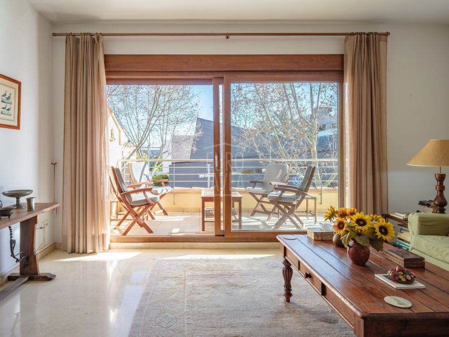 Exclusief appartement te koop in het hart van de haven van Jávea