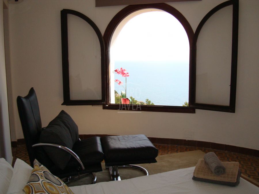 Villa Magdalena, op de eerste lijn met spectaculair uitzicht op zee