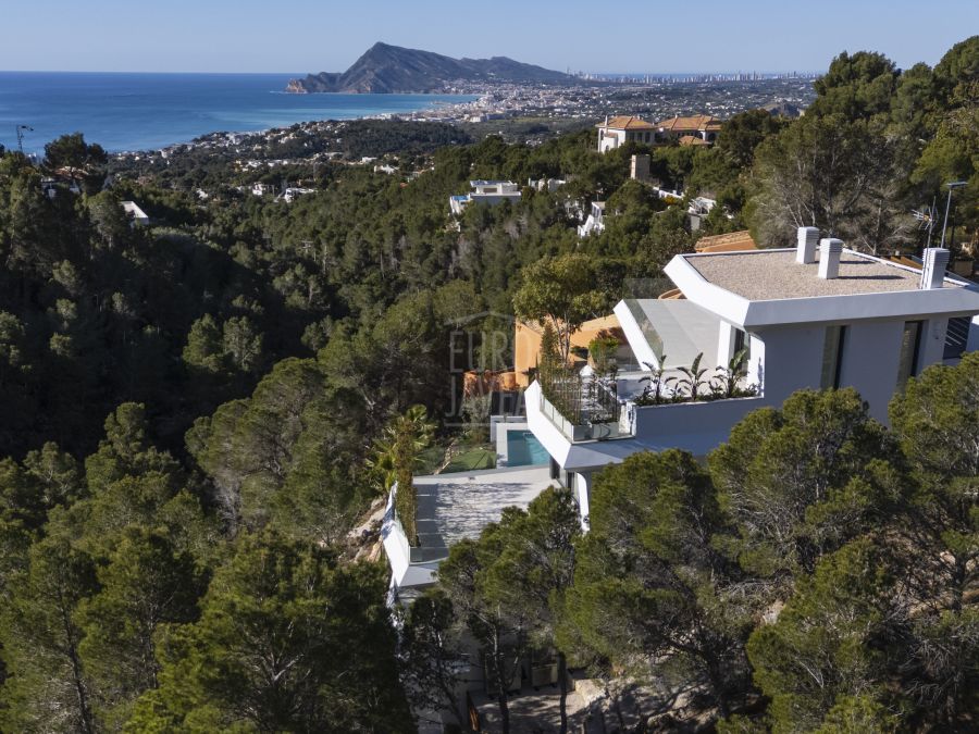 Villa Hannya, moderna villa de lujo con impresionantes vistas al mar en Altea