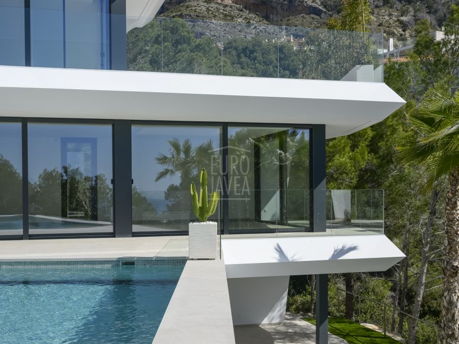 Villa Hannya, moderna villa de lujo con impresionantes vistas al mar en Altea